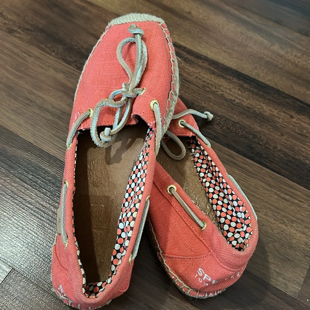 Coral Sperry Top Sider Katama Canvas Shoes Size Women’s 7.5- In great condition